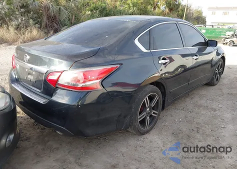 2017 Nissan Altima 2.5 S из США, поврежденный, VIN 1N4AL3AP4HC159628